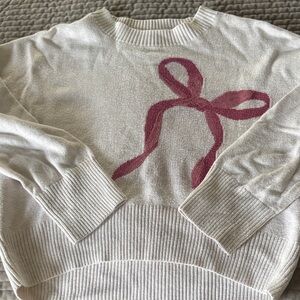 abercrombie kids Cream Sweater with Pink Bow Graphic. Size 9/10.